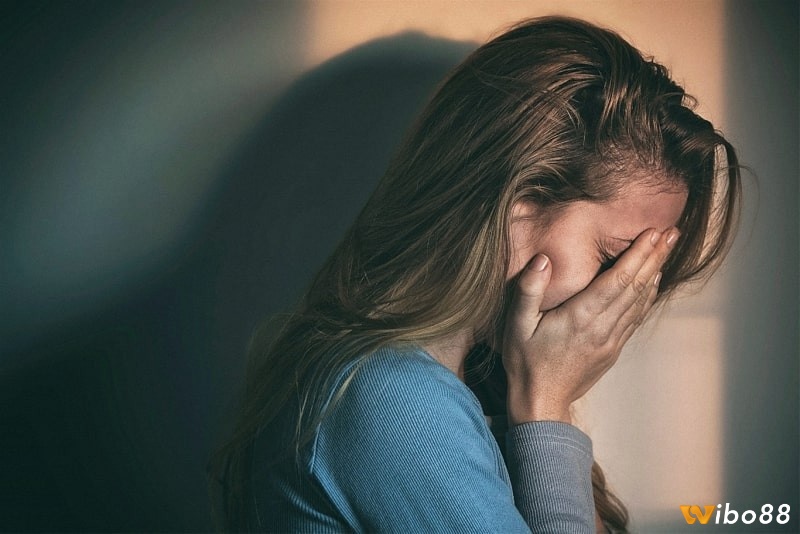 Mơ thấy mình khóc nức nở đánh con gì? điềm tốt hay xấu?