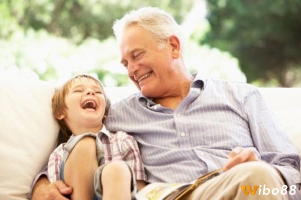 Mơ thấy ông ngoại đã mất giúp dự đoán chuyện tương lai