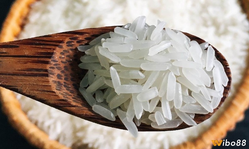 Gạo nấu thành cơm, mơ thấy thóc gạo đánh đề con gì?