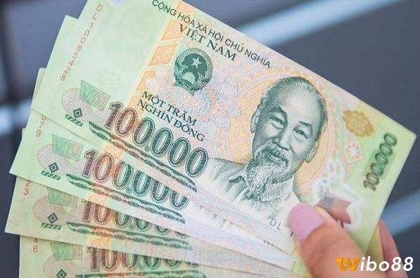 Mộng thấy nhiều tờ tiền 100 nghìn cho thấy điều may mắn sắp đến với đề thủ