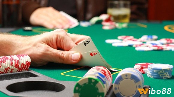 Không chơi poker khi say