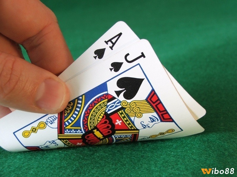 Tìm hiểu game bài xì dách chi tiết
