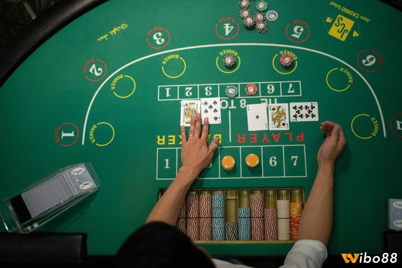 Chỉ cần đặt cược thông minh, bộ bài baccarat sẽ tự động vận hành theo đúng chuẩn casino