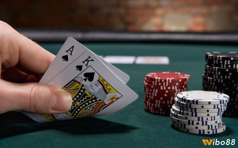 Những thuật ngữ trong poker đổi thưởng giúp người chơi hiểu luật chơi dễ dàng hơn để hướng đến chiến thắng