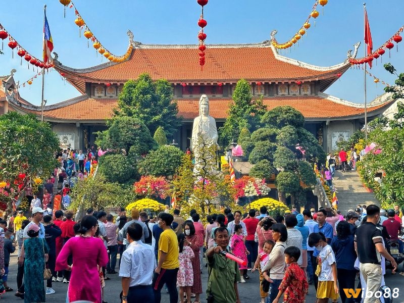 Giải mã giấc mơ thấy đi chùa theo bối cảnh mơ 