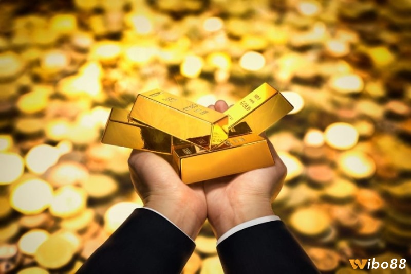 Mơ thấy ai đó tặng vàng phản ánh sự hỗ trợ và may mắn, cần xem xét mối quan hệ với người đó