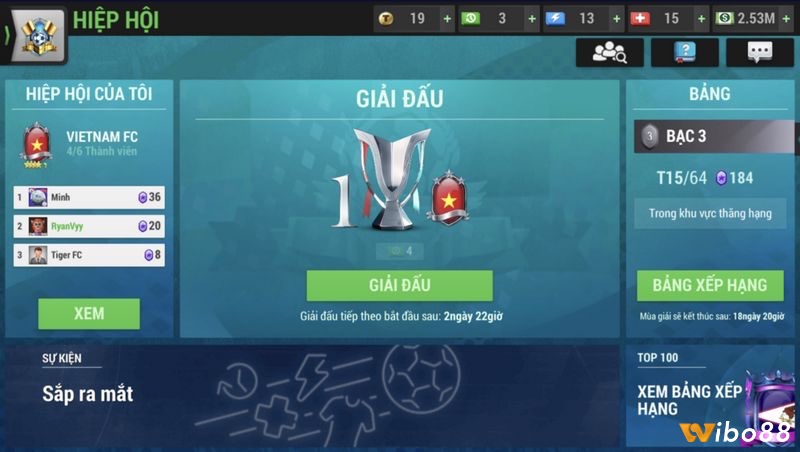 Người chơi có thể lập Liên đoàn, thi đấu và giao lưu với cộng đồng quản lý bóng đá toàn thế giới.