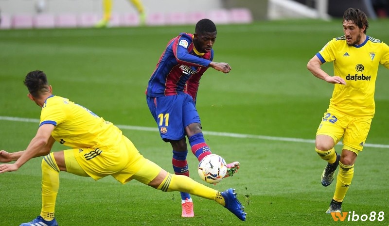 Phân tích kỹ phong độ và lực lượng giúp soi kèo bóng đá chuẩn xác và có cơ sở thực tế hơn.