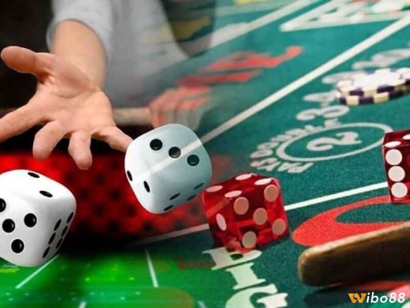 Người chơi tài xỉu dễ rơi vào tâm lý cay cú khi thua, dẫn đến quyết định liều lĩnh và nguy cơ sa vào nợ nần