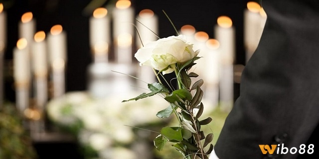 Mơ thấy lễ tang đánh con gì? không chỉ gợi ra những con số may mắn mà còn giúp bạn hiểu sâu hơn về thông điệp cuộc sống và tâm linh