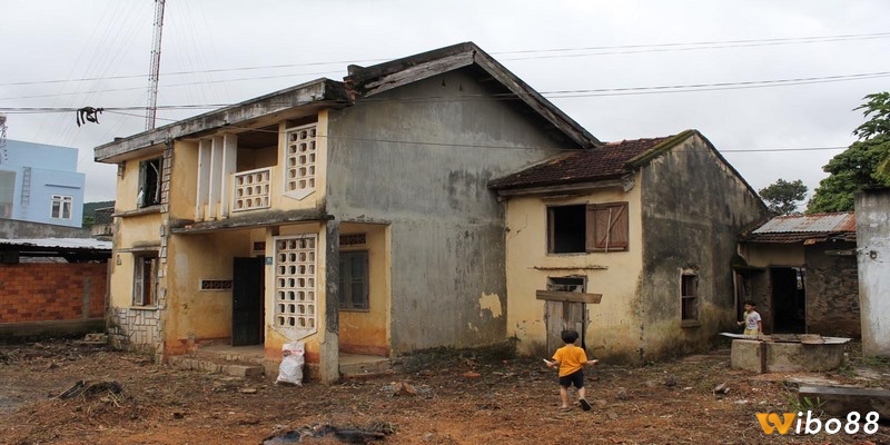 Điềm báo về việc khắc phục khó khăn, vá lại những “lỗ hổng” trong cuộc sống và tài chính.