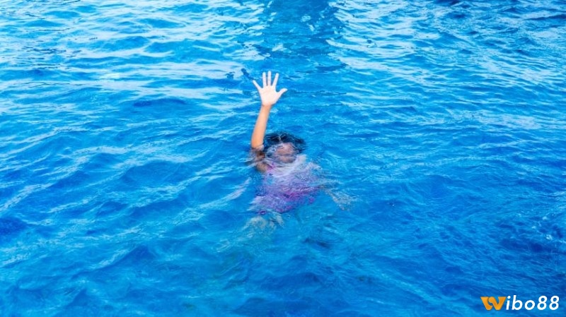 Mơ thấy người chết đuối đánh số mấy giúp đề thủ trúng đậm? 