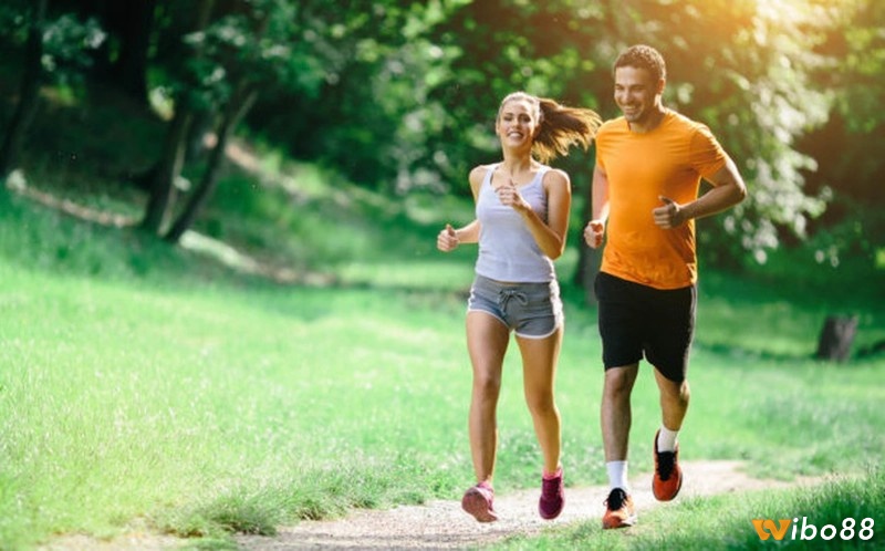 Giấc mơ thấy chạy bộ cùng người yêu là điềm báo tốt lành với chuyện tình cảm của bạn
